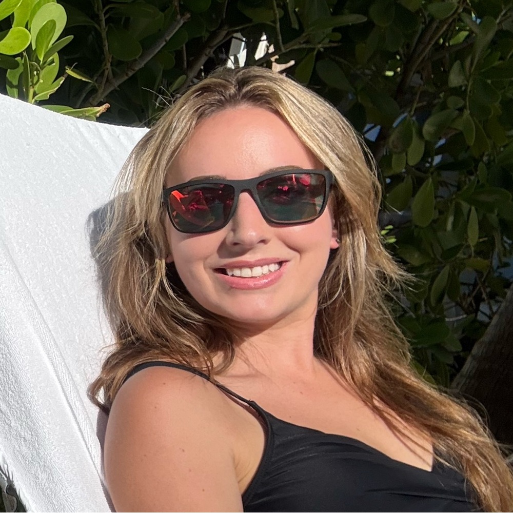 Meet your Posher, Natasha